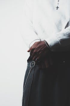  手机免费领取活动背后；自动扣费现象引发关注；实用维权方法可供参考。 手机评测