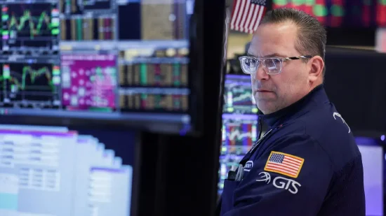 市场焦虑症候群：美股波动背后的认知偏差与真相 股票财经