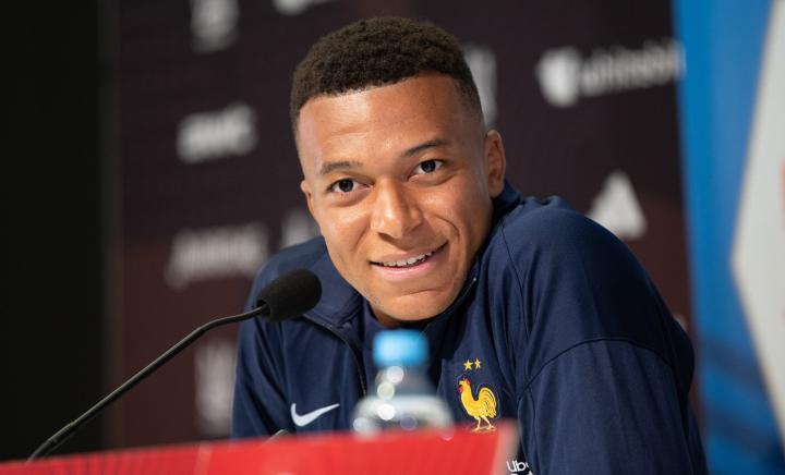  皇马医疗团队被质疑误诊？姆巴佩亲述澄清事实真相 体育新闻