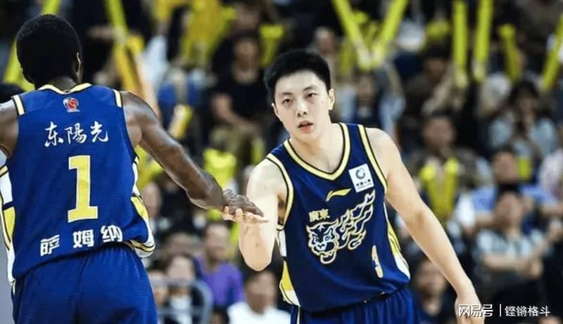  卫冕冠军难掩疲态，广东男篮为何能重回争冠行列？ 体育新闻