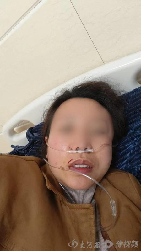  称呼的围城：当强制性认同遭遇暴力反噬的逻辑演变 情感心理