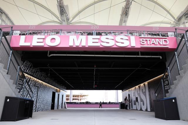  从2500万到10亿：解码贝克汉姆的迈阿密足球帝国商业炼金术 体育新闻