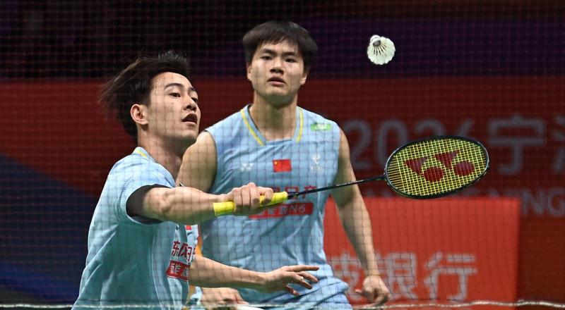  【技术解码】逆转密码：梁伟铿/王昶的战术重构与心理调控 体育新闻