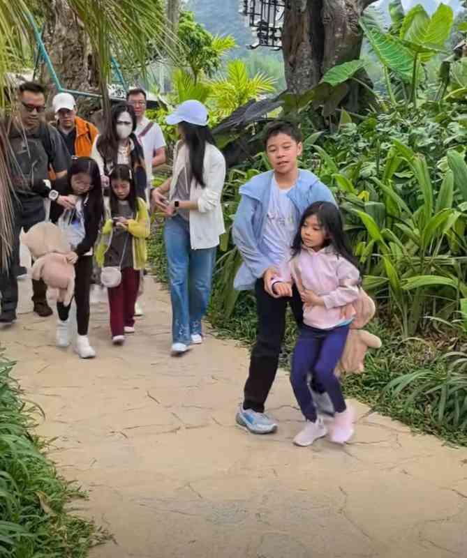  从霍英东到霍中曦：解码豪门家风传承的深层逻辑 情感心理