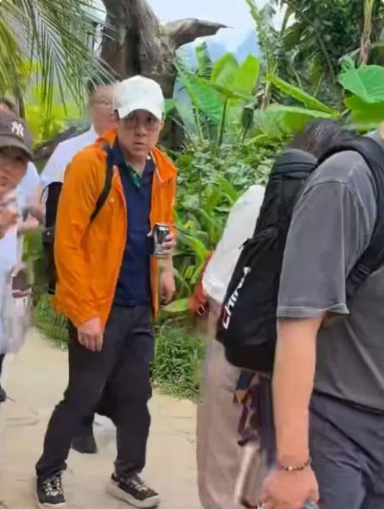  从霍英东到霍中曦：解码豪门家风传承的深层逻辑 情感心理