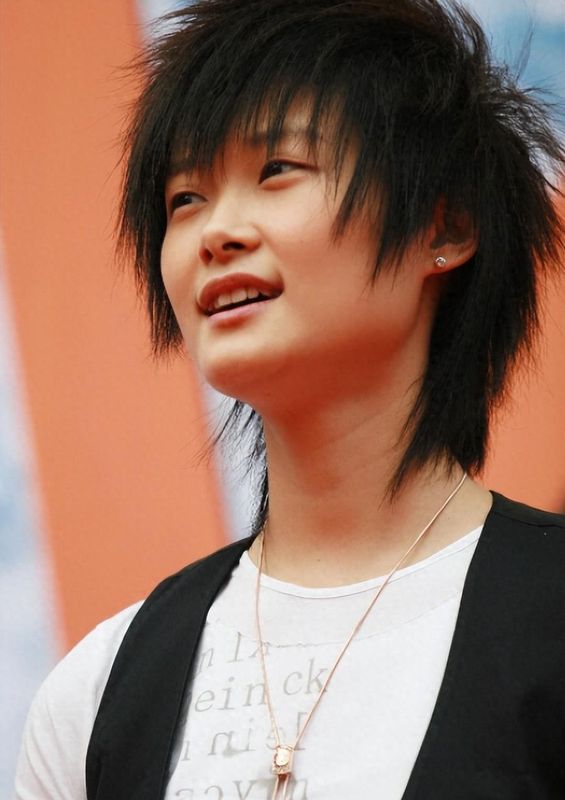  技术解构·数据实证：李宇春二十一年凭什么持续站在华语乐坛顶端 娱乐新闻